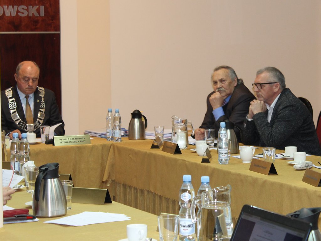 Rybka dalej z mandatem (WIDEO)