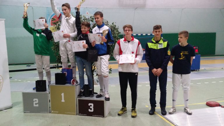 Udane starty szermierzy Olimpu