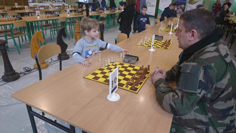 Szachowe zmagania w Lubinie (FOTO)