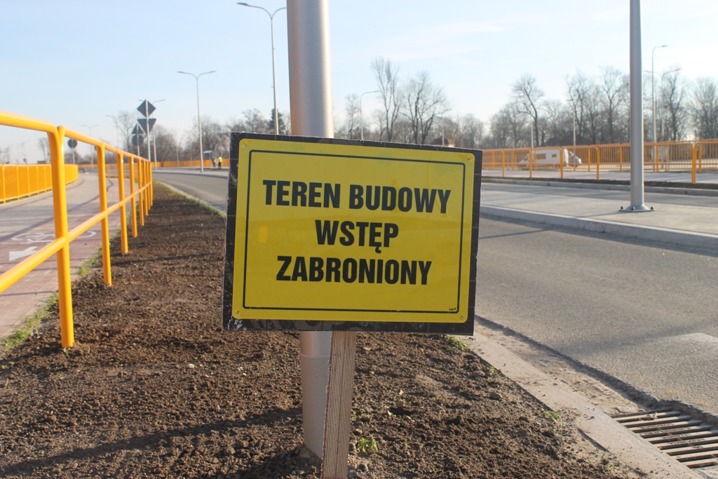 Nowy most, czyli kpiny z legniczan (WIDEO, FOTO)