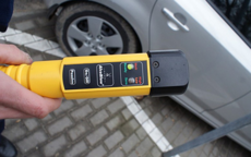 Za jazdę na „podwójnym gazie” odpowiedzą przed sądem