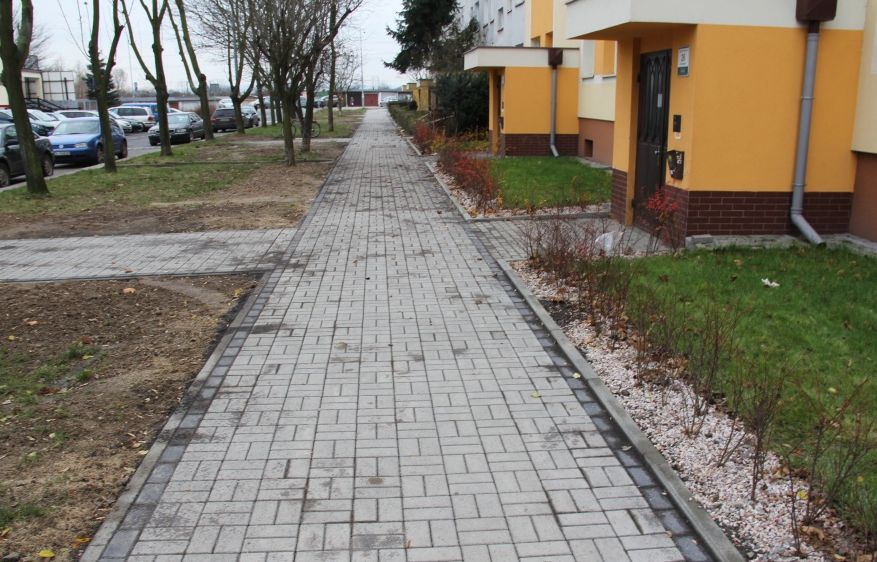 Ofensywa remontowa trwa. Tym razem chodnik przy Tatrzańskiej