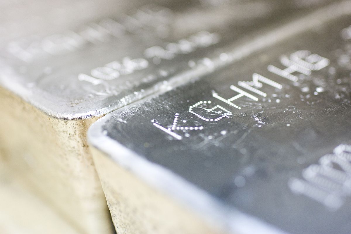 Nieudany skok na magazyn srebra w hucie KGHM (WIDEO)