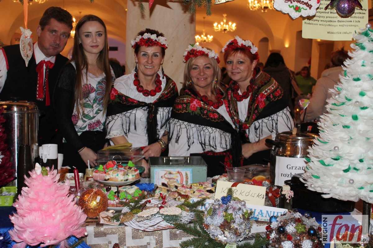 Wyjątkowy jarmark w pałacu