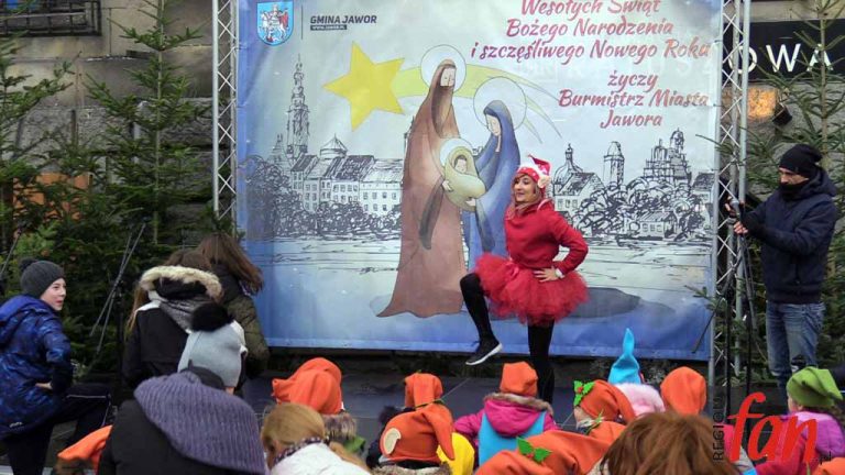 Roztańczony jarmark (FOTO)