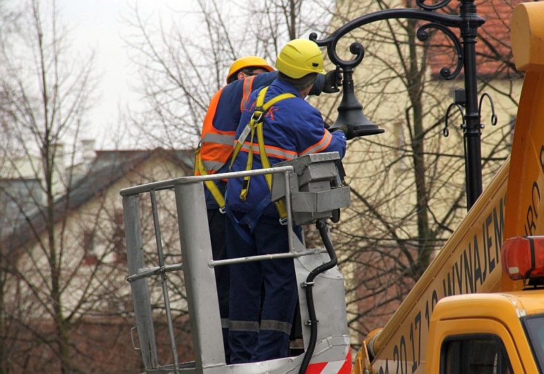 Oszczędne oświetlenie w sercu miasta