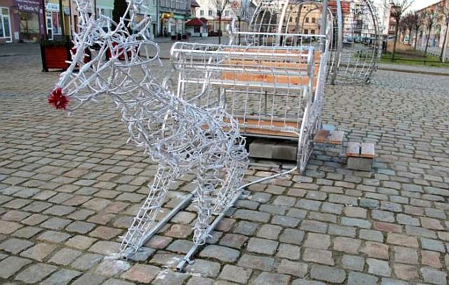 Wandale „świętowali” w Chojnowie