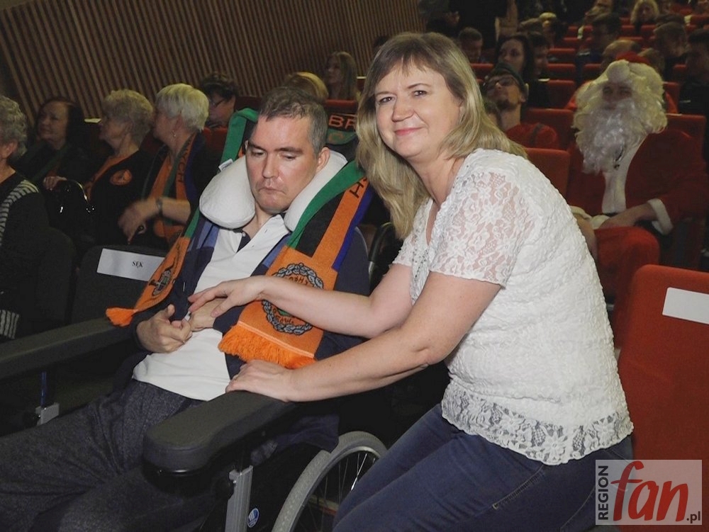 Gadżety olimpijczyków na licytacji