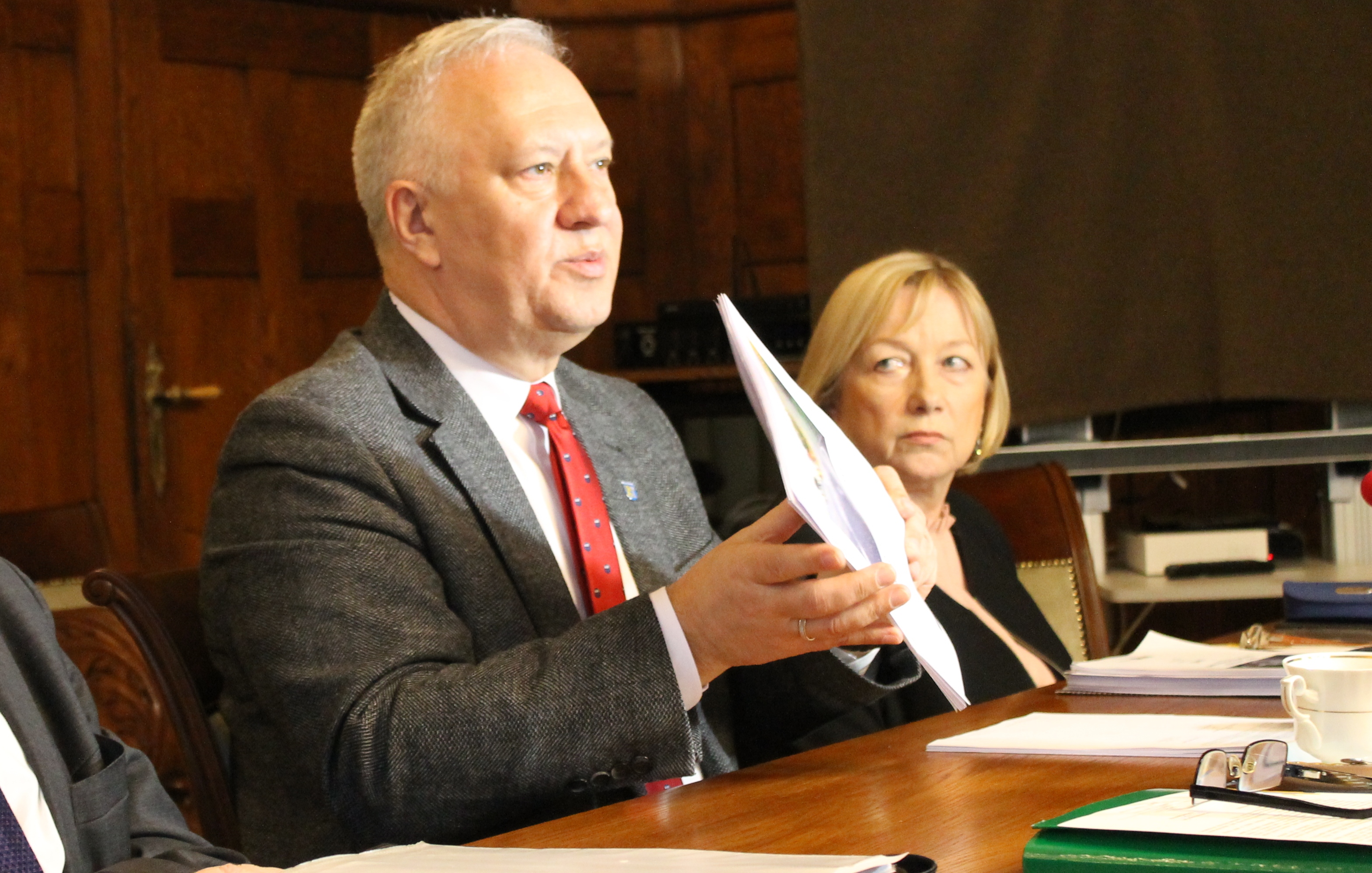 Biznes na martwych duszach (WIDEO)