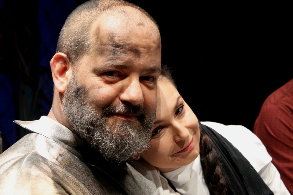 Sekta w masce Boga (FOTO, WIDEO)