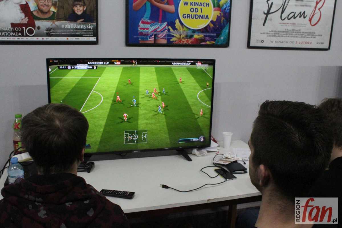 Fifa 18 i LoL, czyli pierwszy dzień wirtualnej rywalizacji (FOTO)