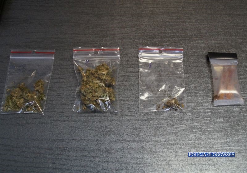 W mieszkaniu miał broń i narkotyki