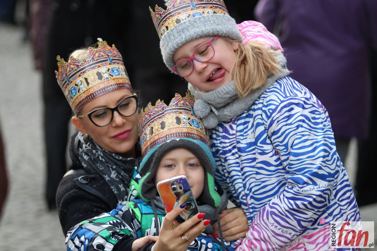 Legniczanie w Orszaku Trzech Króli (FOTO)