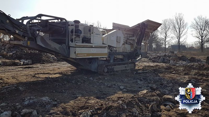 Kradł paliwo z maszyny. Miał łatwy dostęp