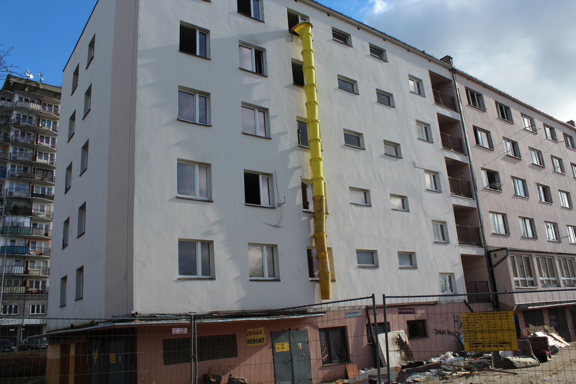 Do polkowickiego bloku zawita wreszcie XXI wiek (WIDEO)