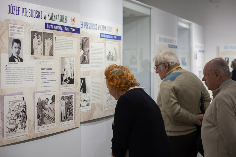 Marszałek w karykaturze