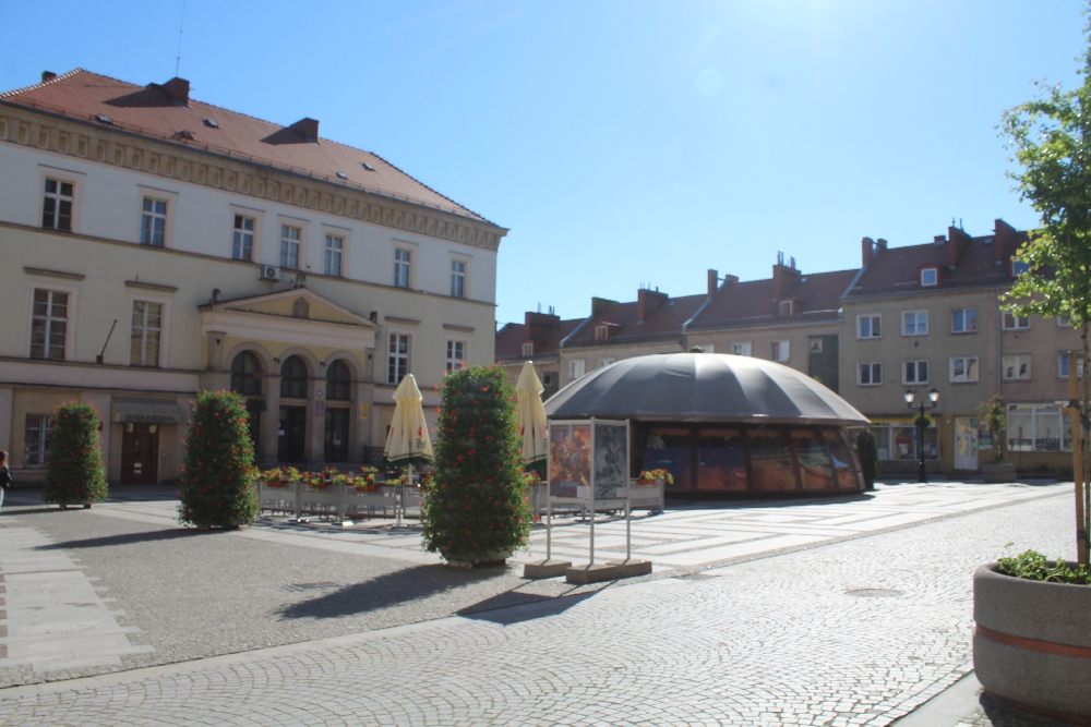Pięścią w twarz uderzała 57-letnią kobietę w centrum miasta