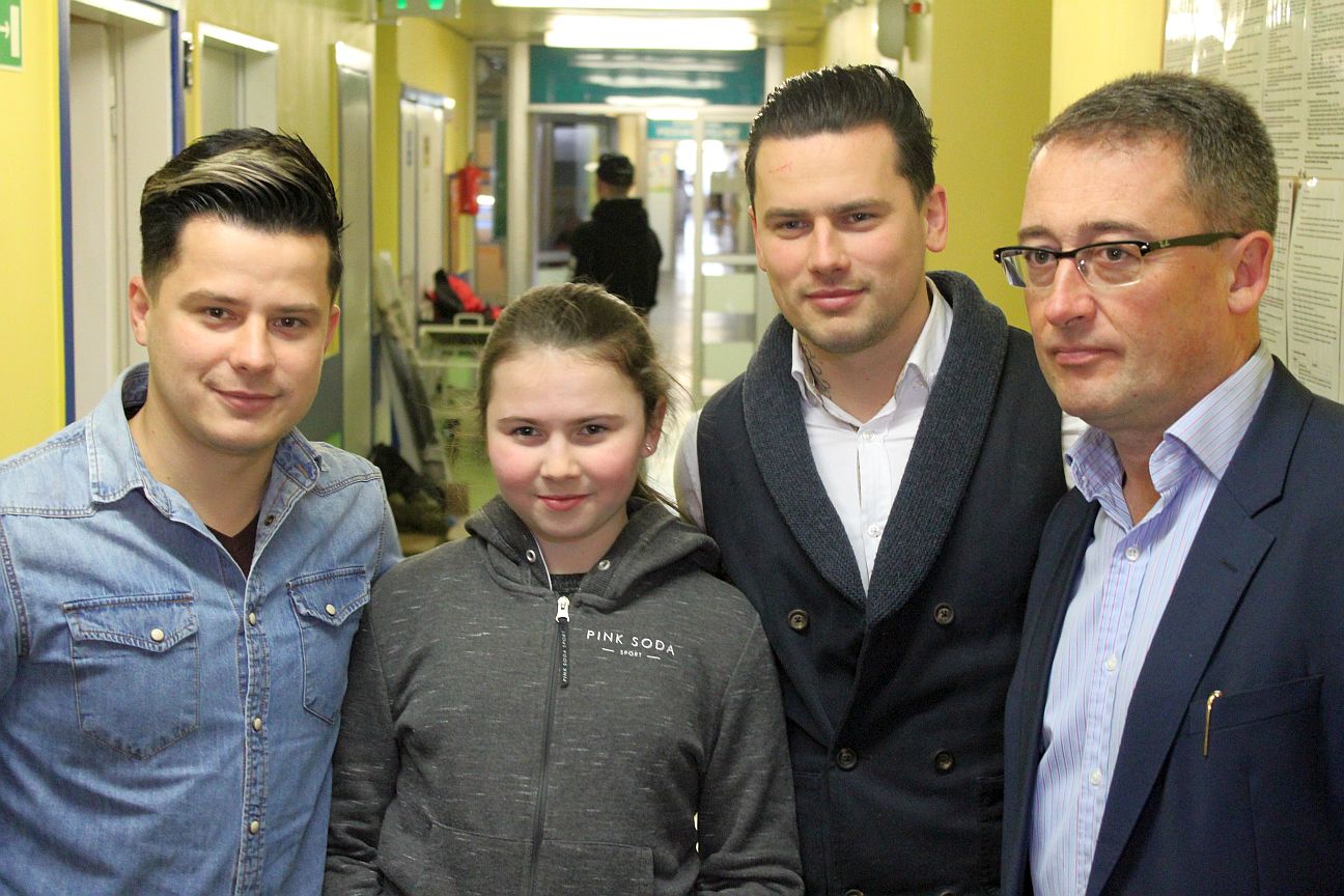 Bracia Collins tuningują… chirurgię dziecięcą