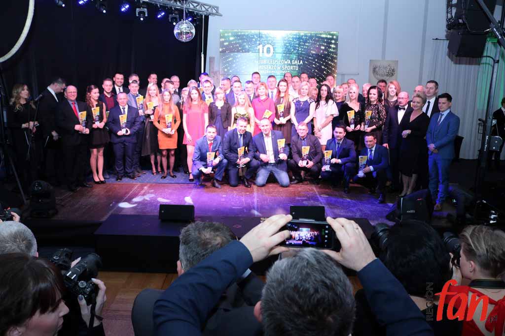 Sportowe gwiazdy Zagłębia Miedziowego na balu (FOTO, WIDEO)