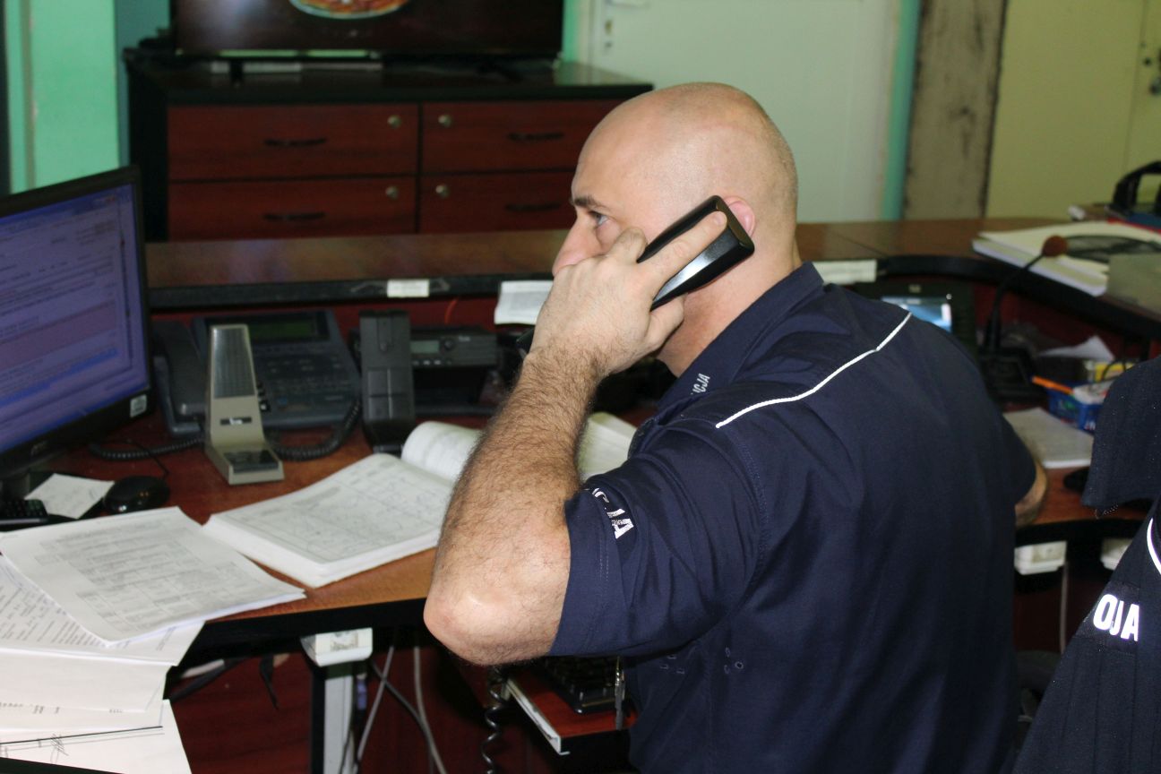 Policjanci proszą, by… nie straszyć nimi dzieci