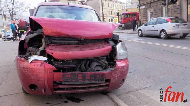 Mocne starcie z mercedesem (FOTO, WIDEO)