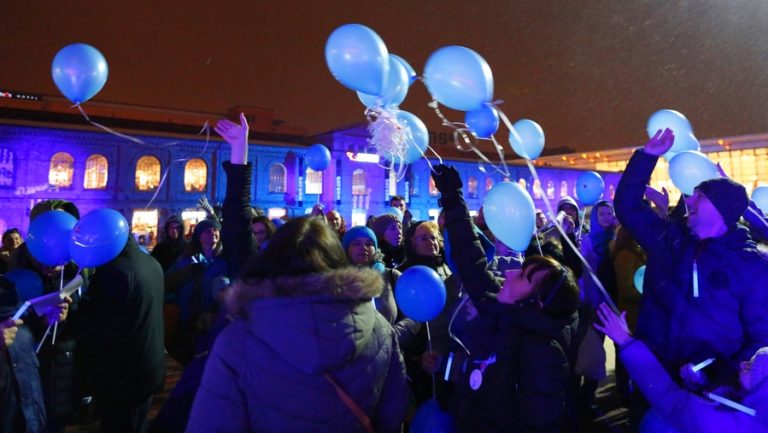 Na niebiesko dla autyzmu