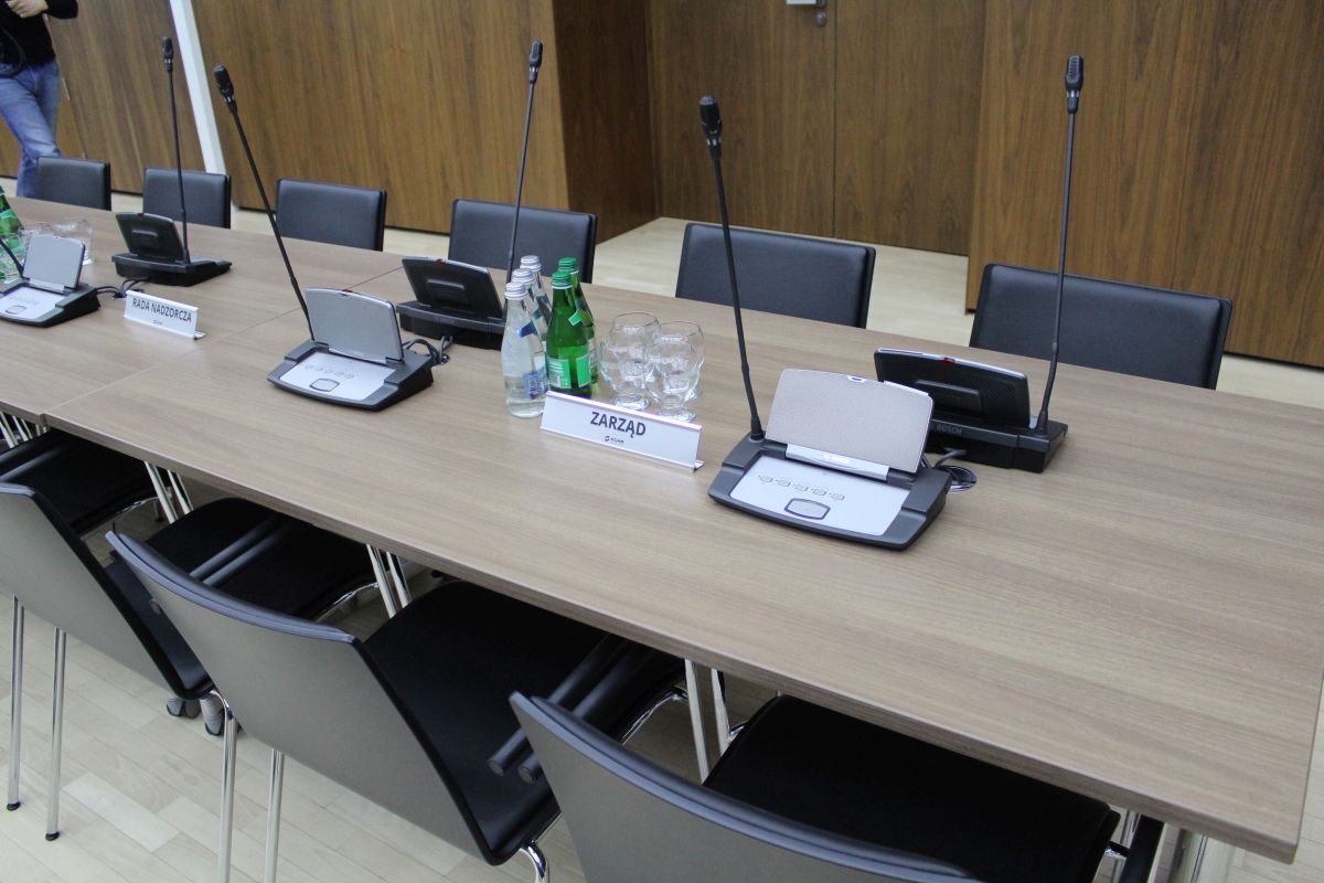 KGHM: walne wznowione. Na chwilę