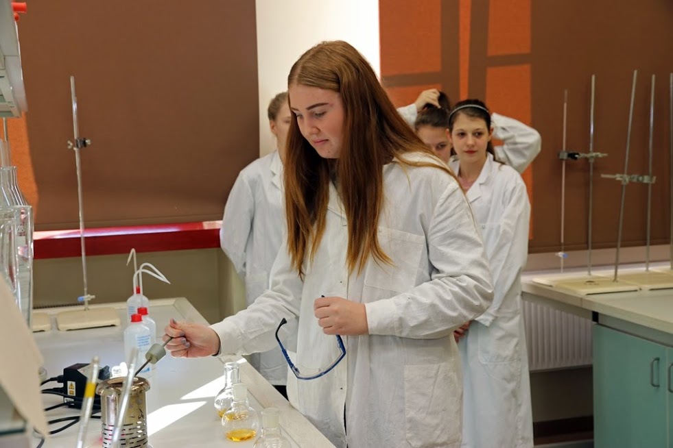 Setki osób odwiedziły uczelnię (FOTO)