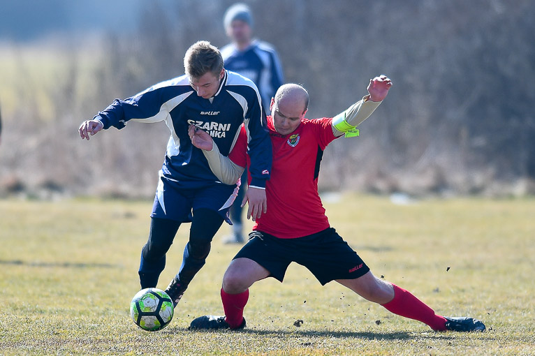 Czarni postawili się Unii (FOTO)