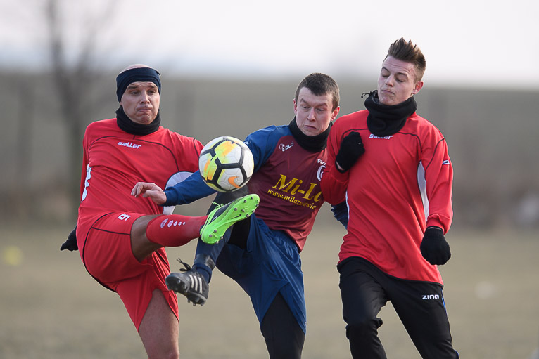 Pogoń lepsza od Dębowych (FOTO)