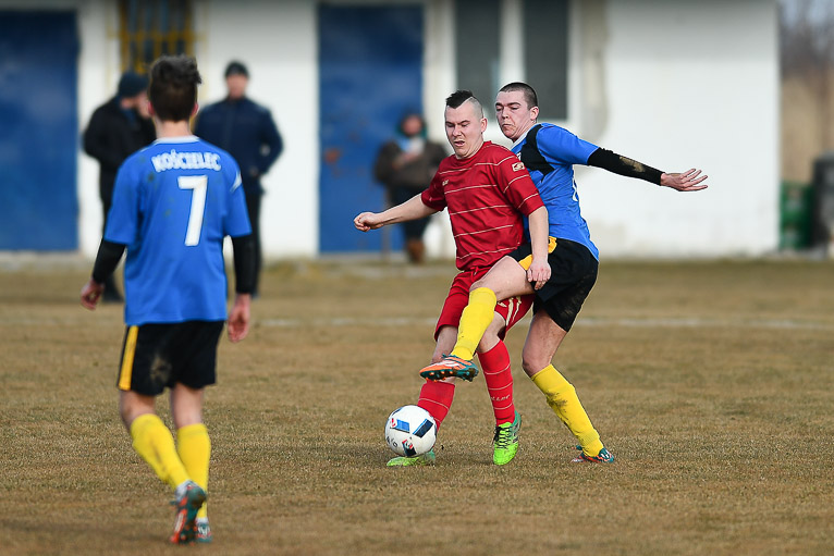 Błękitni urwali punkt Skorze (FOTO)