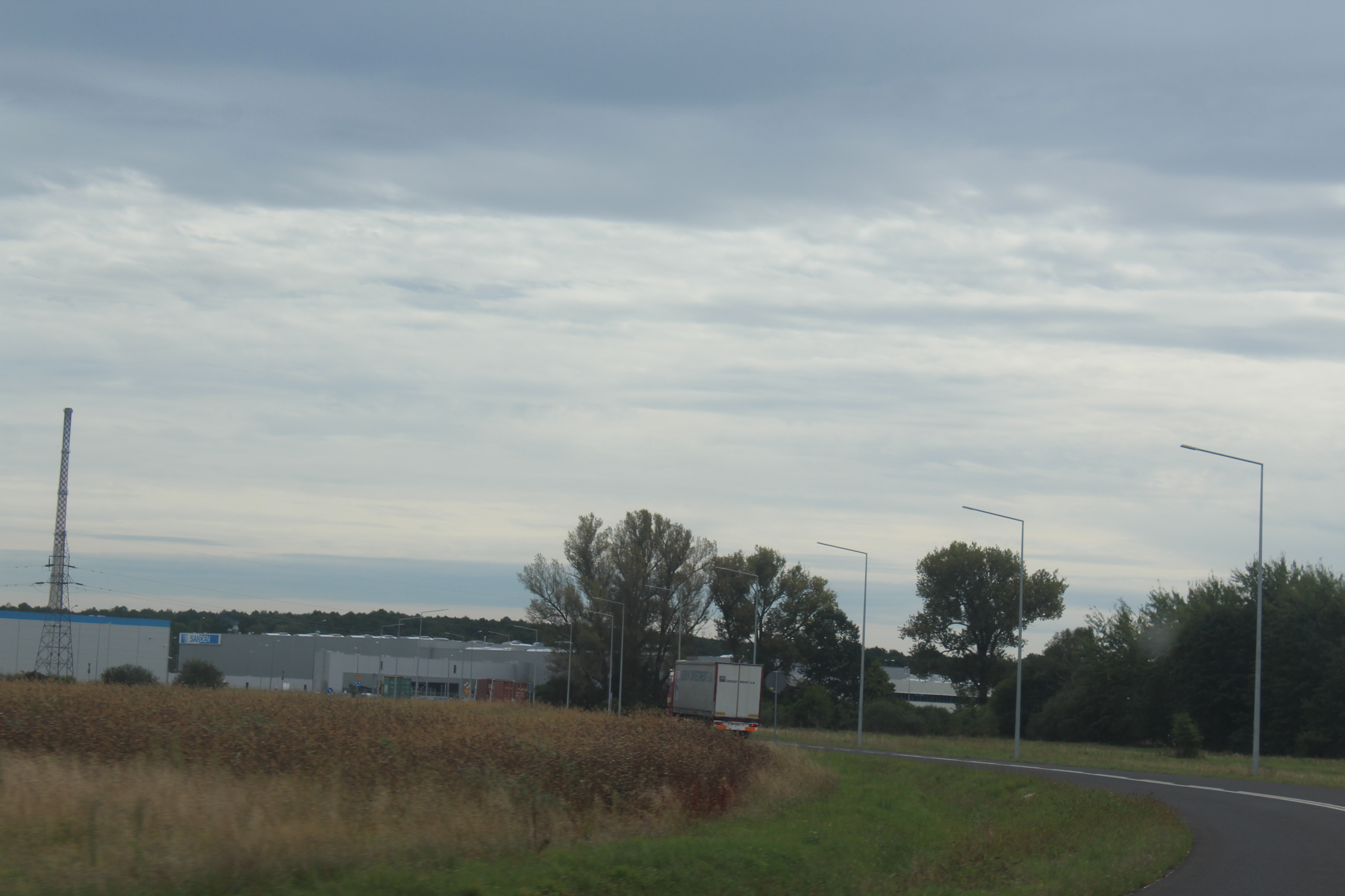 Budują rondo w Polkowicach Dolnych. Będą objazdy