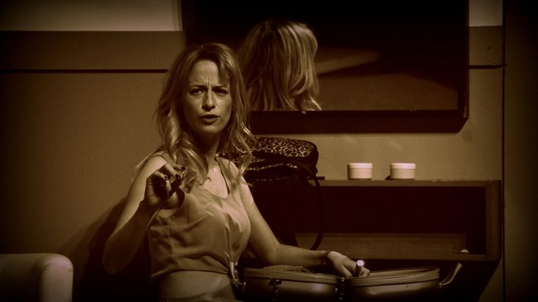 Hotel, intryga i salwy śmiechu (FOTO)