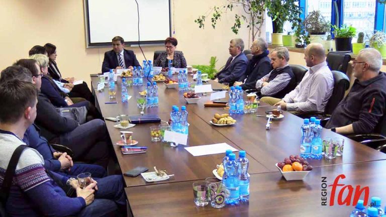 Bez polityki o podatkach (WIDEO)