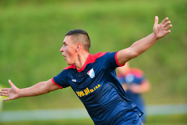 Czwartoligowy mecz na żywo w TVRegionalna.pl!