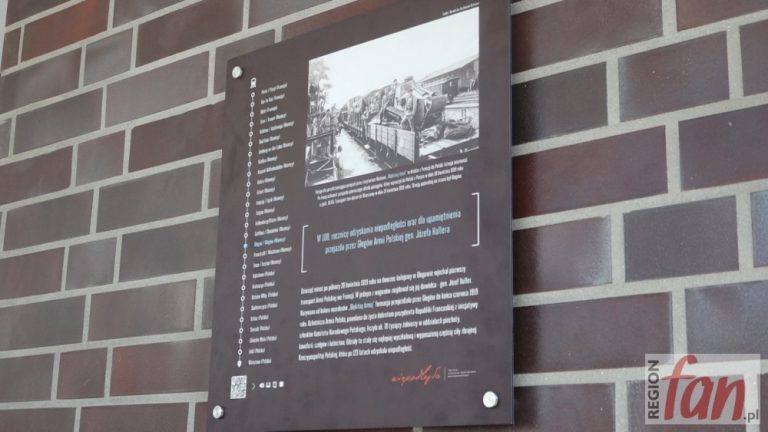 Córka hallerczyka odsłoniła tablicę (FOTO)