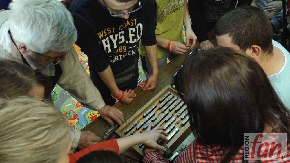 Poznali dawną sztukę drukowania (WIDEO, FOTO)