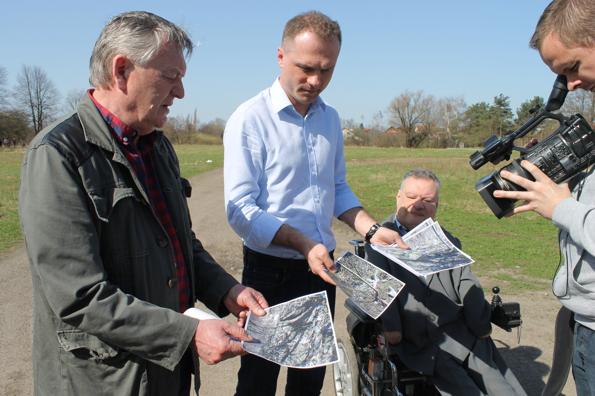 Wszyscy chcą sprzątać miasto (WIDEO)