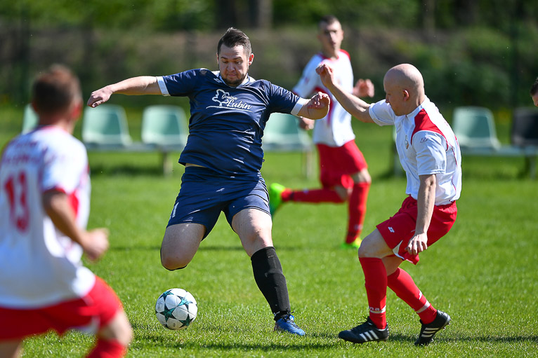 Transportowiec zastopował Huzara (FOTO)