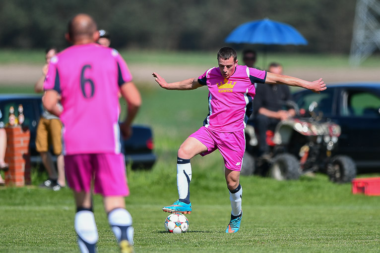 Domowa porażka Korony Kawice (FOTO)