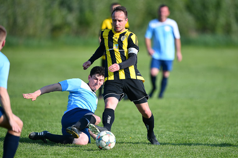 Hit dla Zawiszy! Lider już prawie dogoniony! (FOTO)