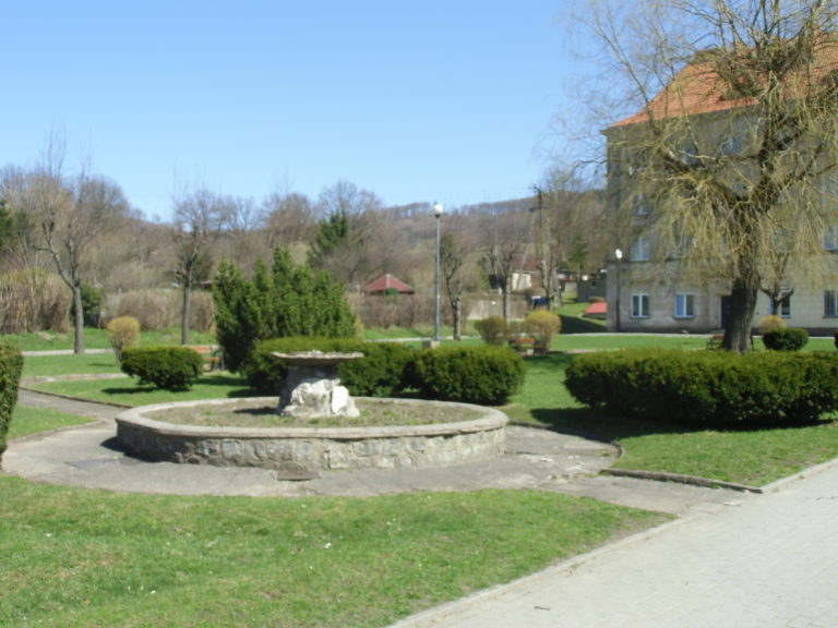 Po 30 latach Wojcieszów uruchamia fontannę