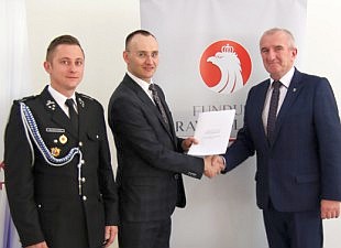 Nowy sprzęt dla strażaków w Legnickim Polu