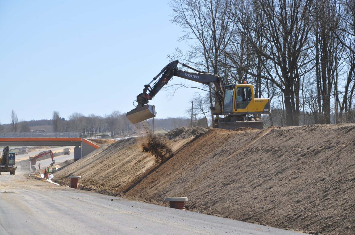 Dwa miesiące do ukończenia S3. Wykonawcy walczą z czasem
