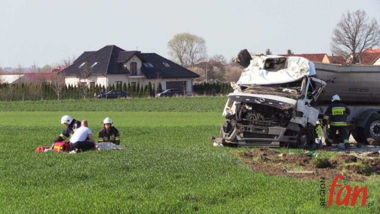 Karambol na DK3 pod Jaworem (FOTO, WIDEO)