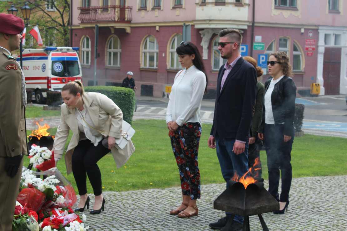 Złożyli kwiaty i wyruszyli w trasę (FOTO)