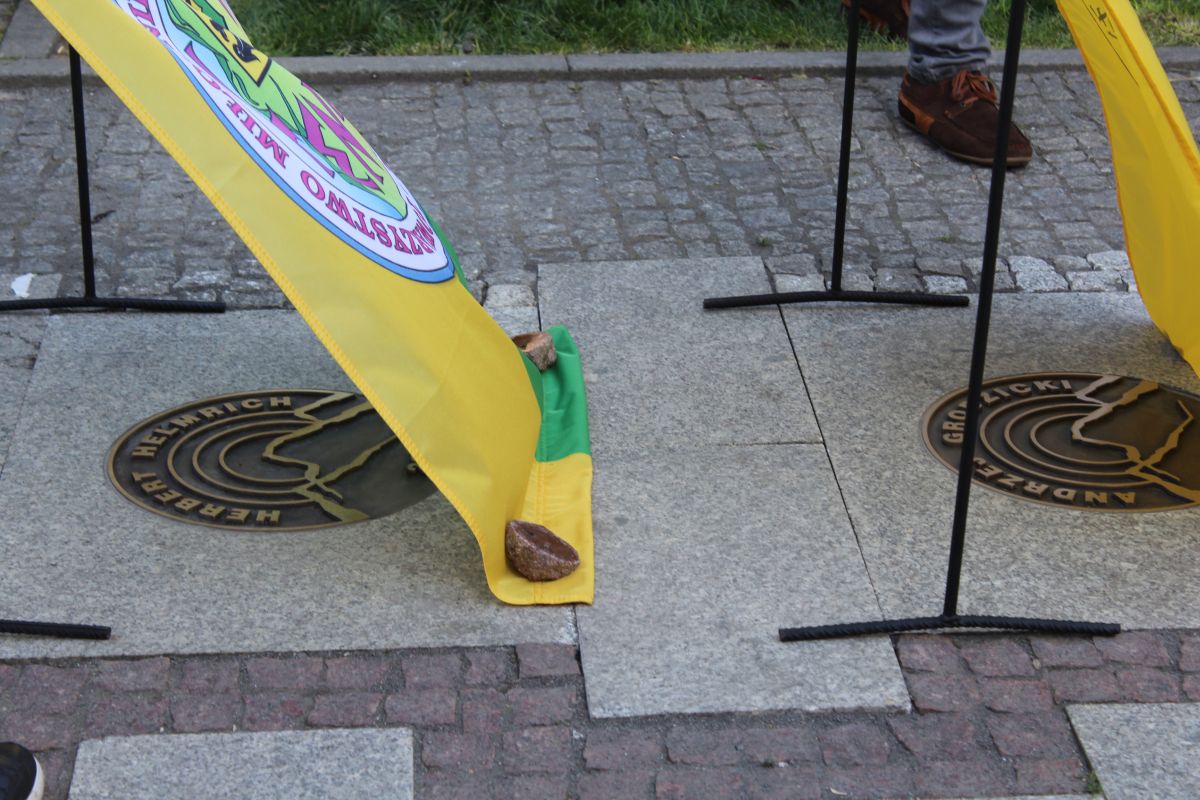 Spacer Aleją Złotych Ludzi (FOTO)