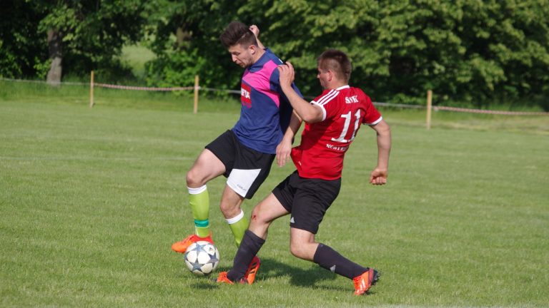 Przyszłość nie przestaje strzelać (FOTO)