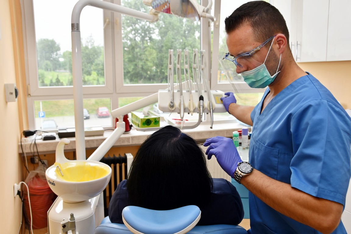 Chirurgia stomatologiczna w polkowickiej przychodni