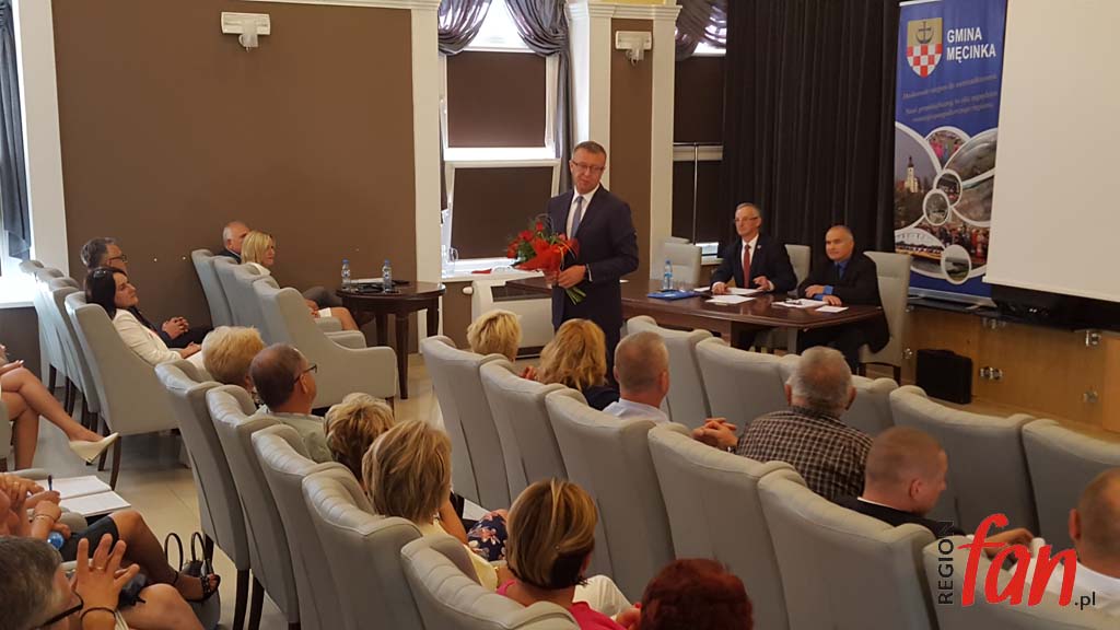 Gminna sesja z owacjami (FOTO)